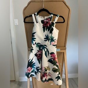 Girls formal dress floral print size large